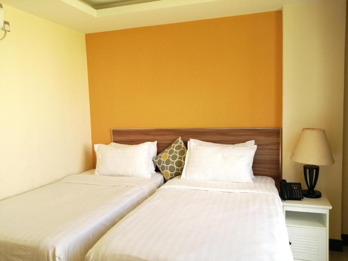Hotel The Grand View Malé Exterior foto