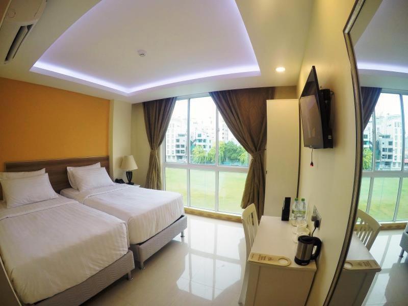 Hotel The Grand View Malé Exterior foto